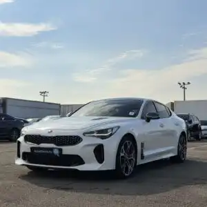 KIA STINGER AWD